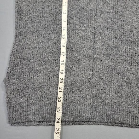 Free Generation Gray Sweater Stretch Preppy Long Bell Sleeves Cozy Womens Size M - Picture 7 of 11